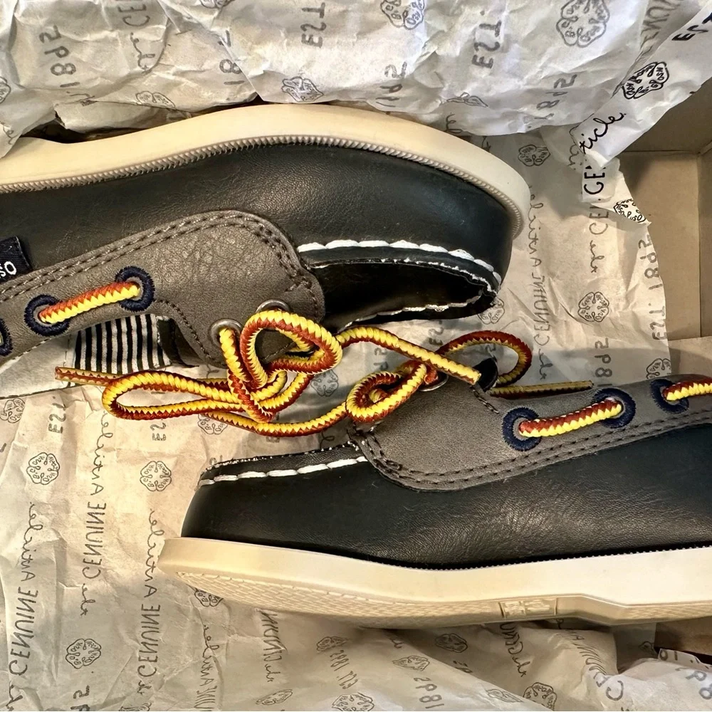 OshKosh Toddler Boat Shoes